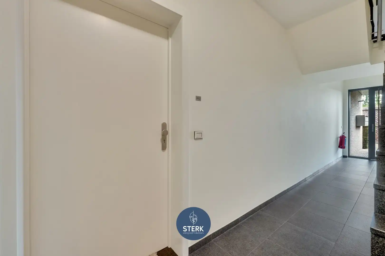 GELIJKVLOERS APPARTEMENT MET 2 SLPKS IN 'HET MOOISTE DORP VAN VLAANDEREN' !  foto 6