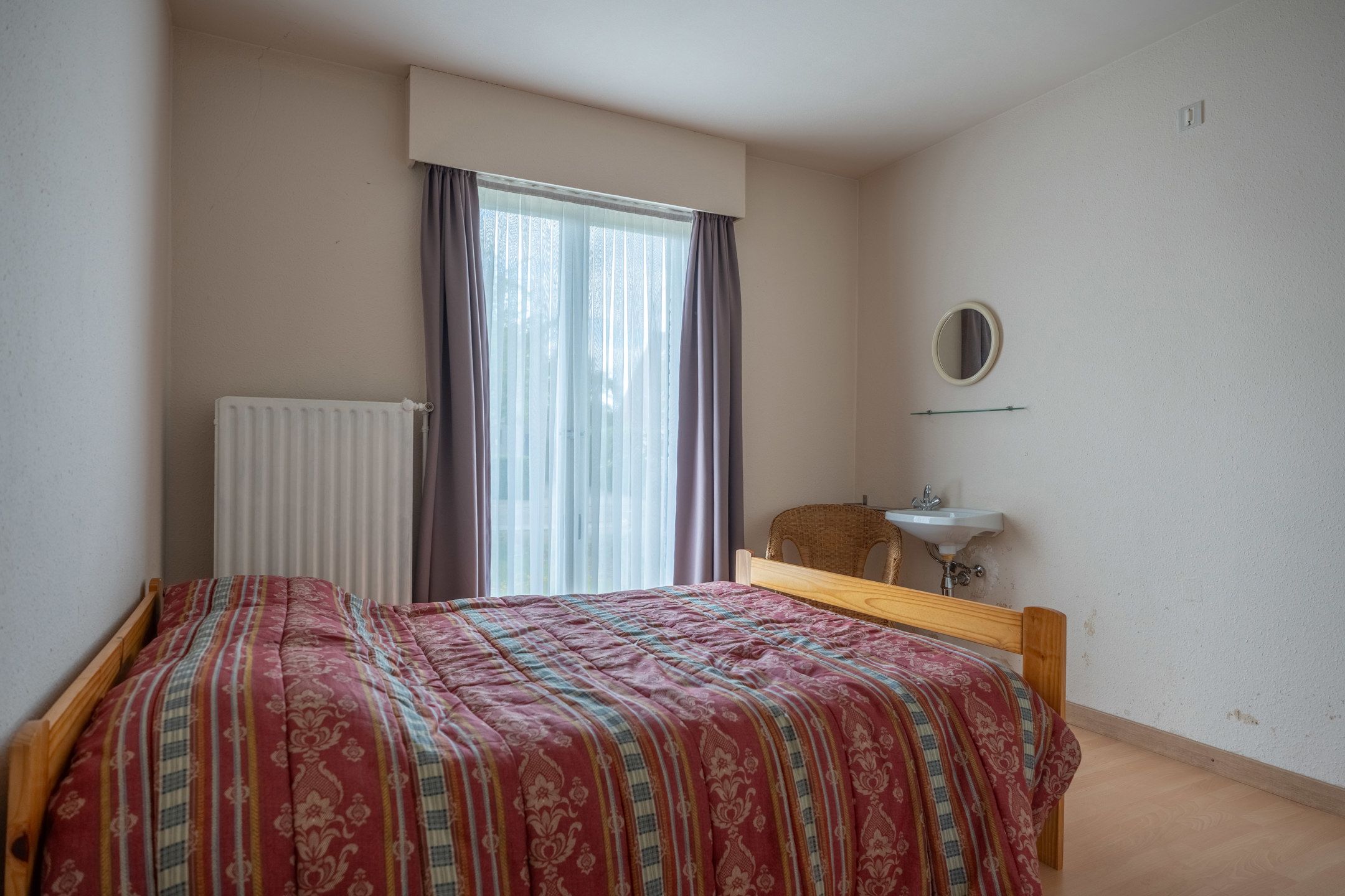Te renoveren gelijkvloerswoning op mooi perceel van 1.437 m² foto 19