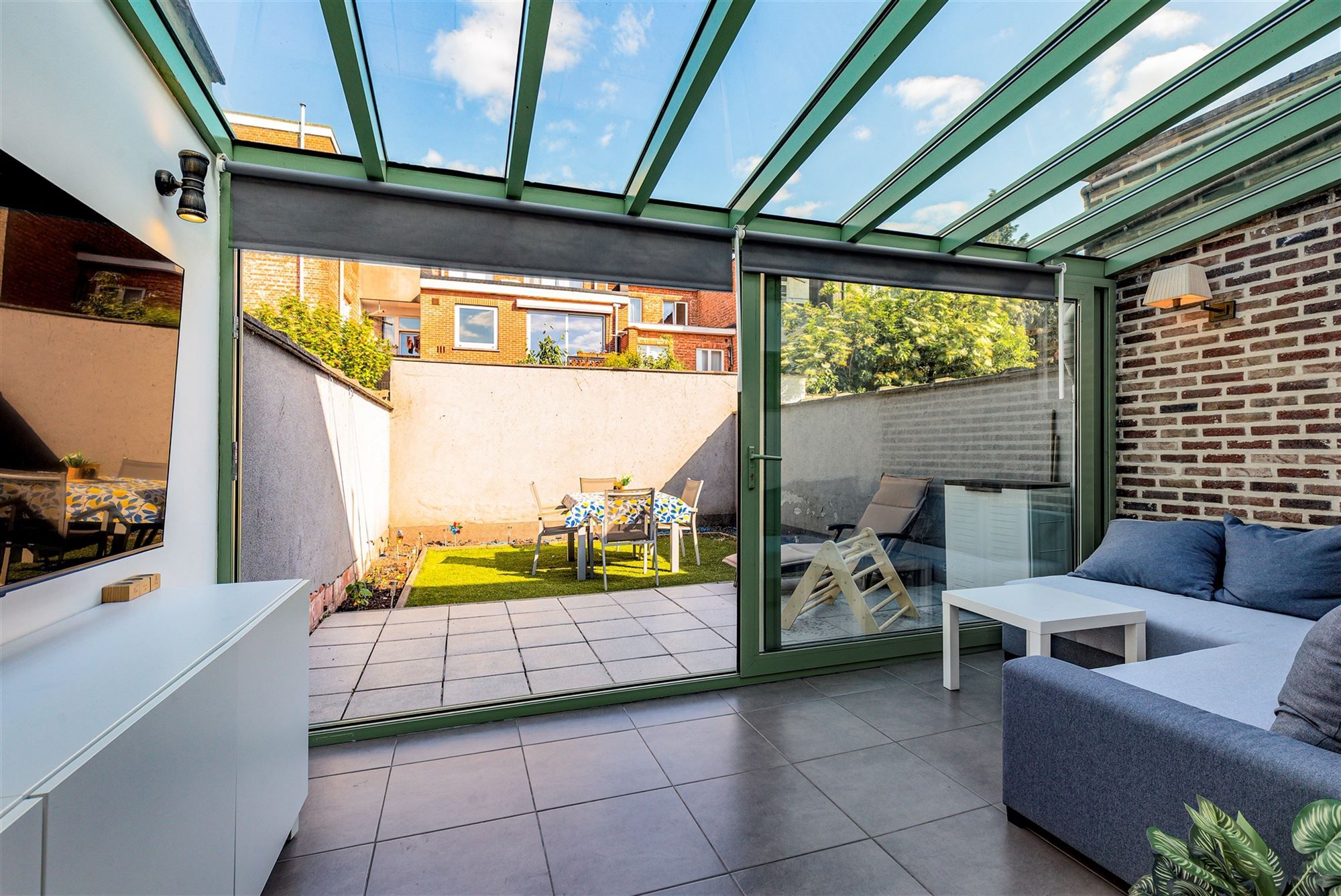 Instapklaar huis met 2 slpk en tuin foto 12