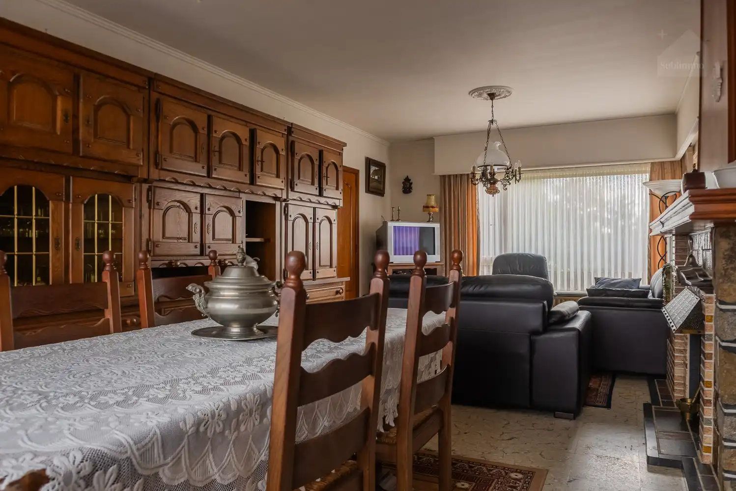 Ruime gezinswoning met 4 slaapkamers op uitzonderlijk perceel van 1,32 ha in Meerhout foto 4