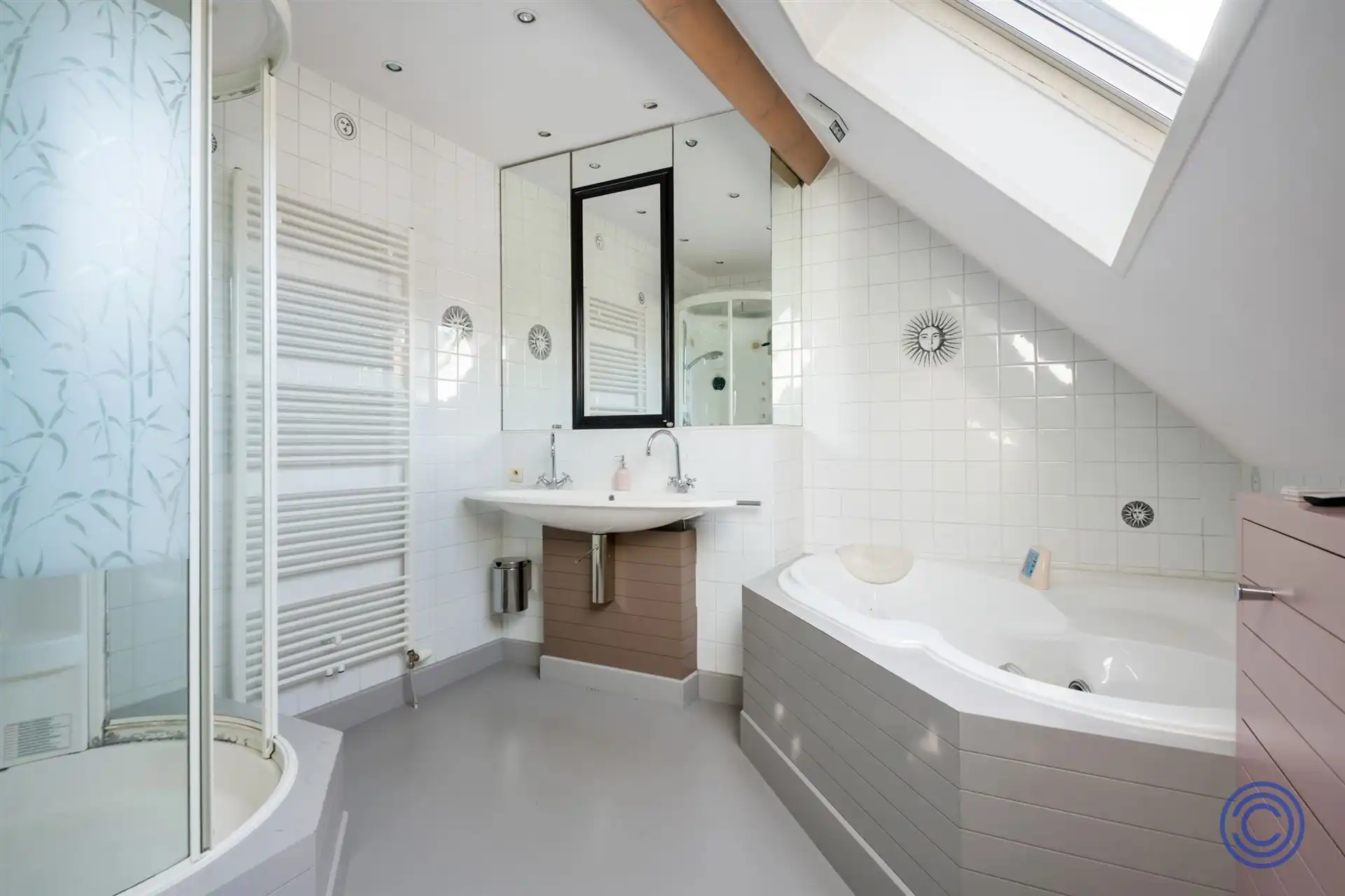 Gezellige, ruime gezinswoning met dakterras, middenin de stad! foto 16