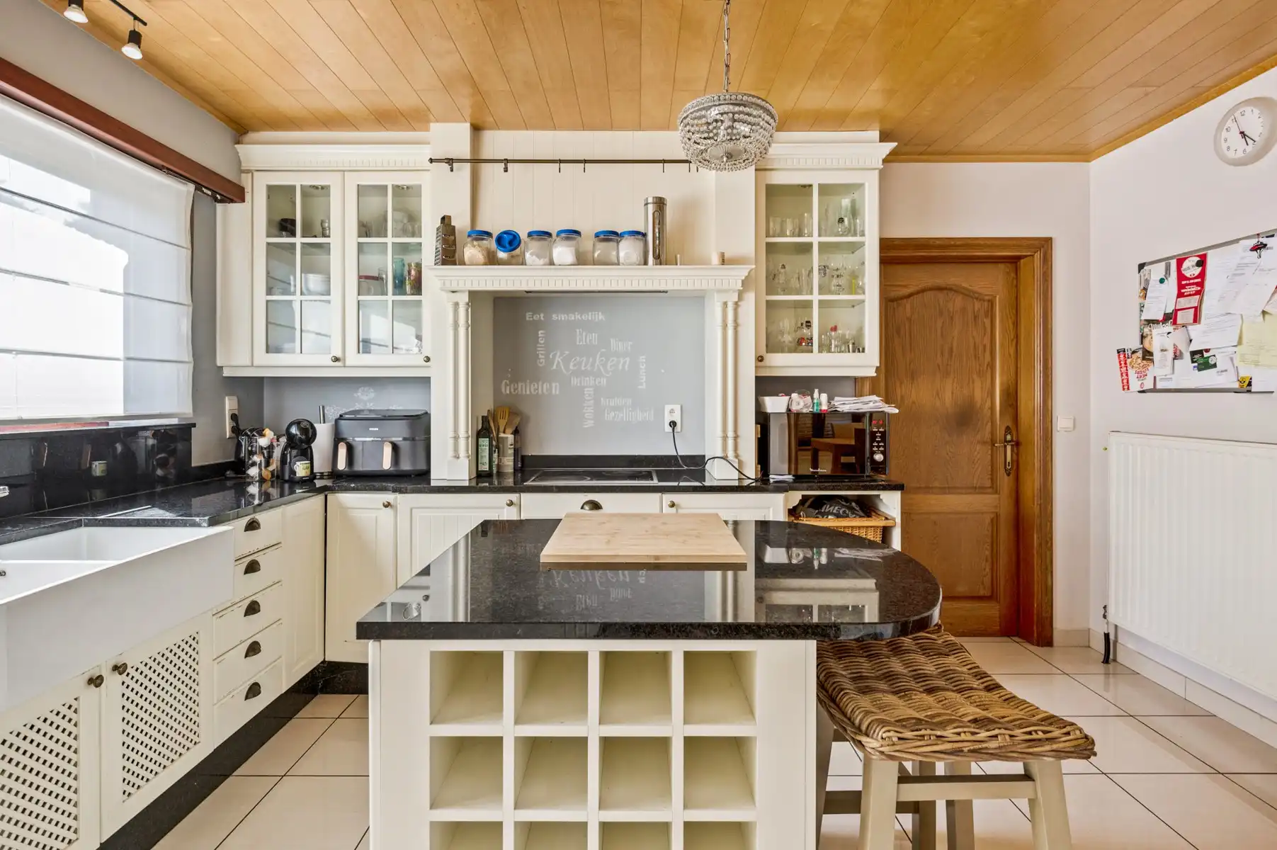 Charmante woning op zonnig perceel foto 10