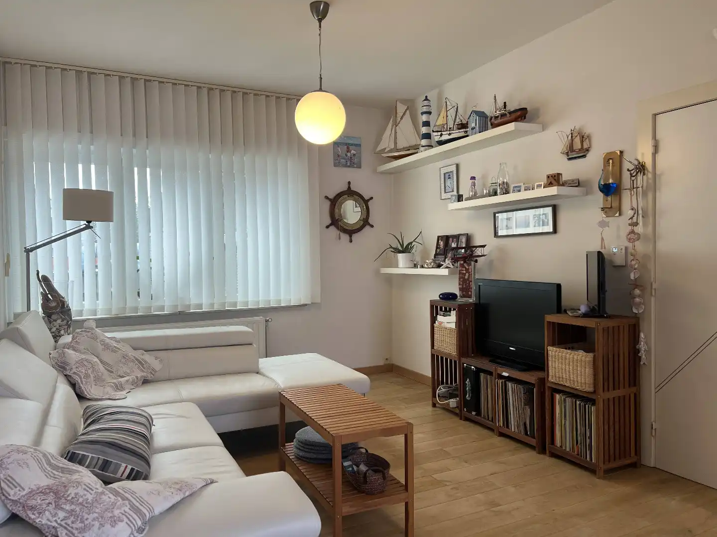 Instapklaar appartement met 2 slaapkamers en dakterras in Oostende foto 10