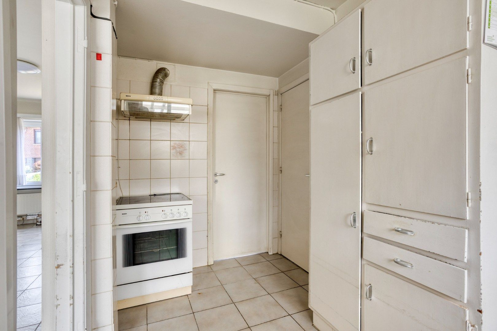 Op zoek naar een gezinswoning met veel potentieel in Merchtem? Welkom Home! foto 8