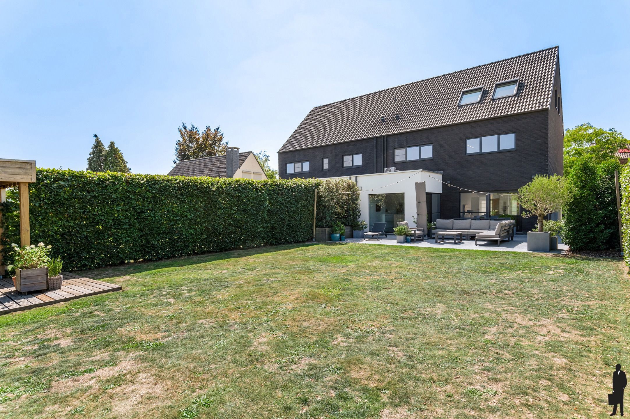 Prachtige energiezuinige woning met 4 slpks, 2 badks en tuin foto 29