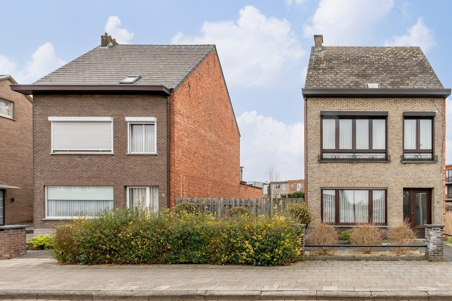 Gesloten bebouwing 219m² met naastliggend bouwgrond 231m² foto 39