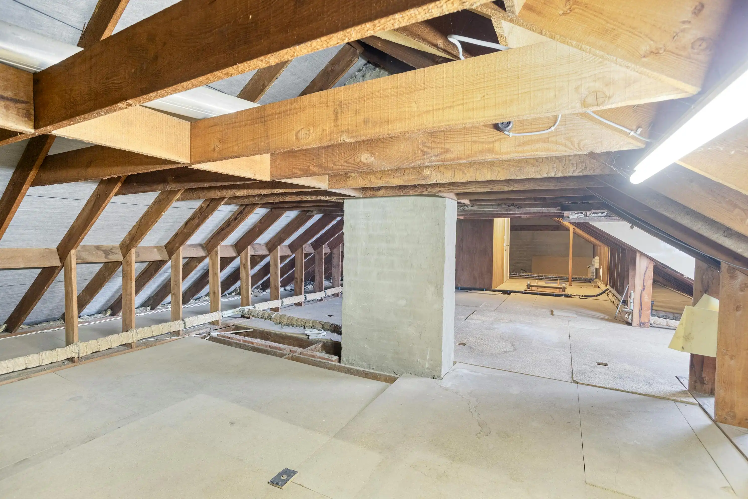 Huis met 3 slaapkamers op 2.287 m² grond te koop in Ursel!  foto 25