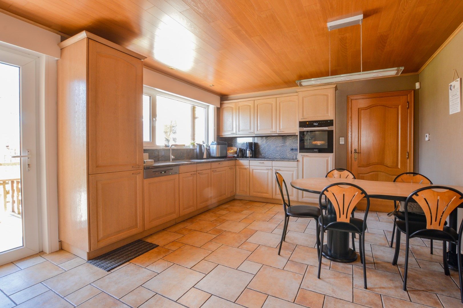 Landelijke gelegen open bebouwing op 2.568 m² te Eernegem foto 7