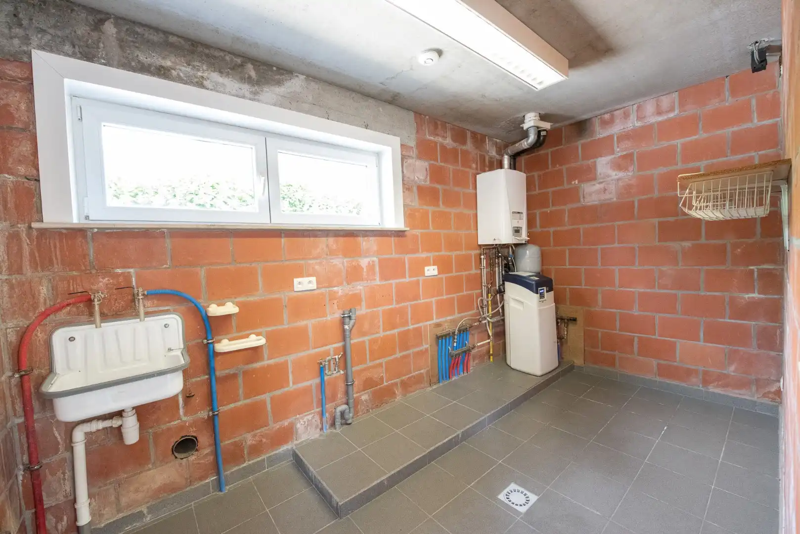 Instapklare halfopen bebouwing met garage op 210 m² te Zulte foto 6