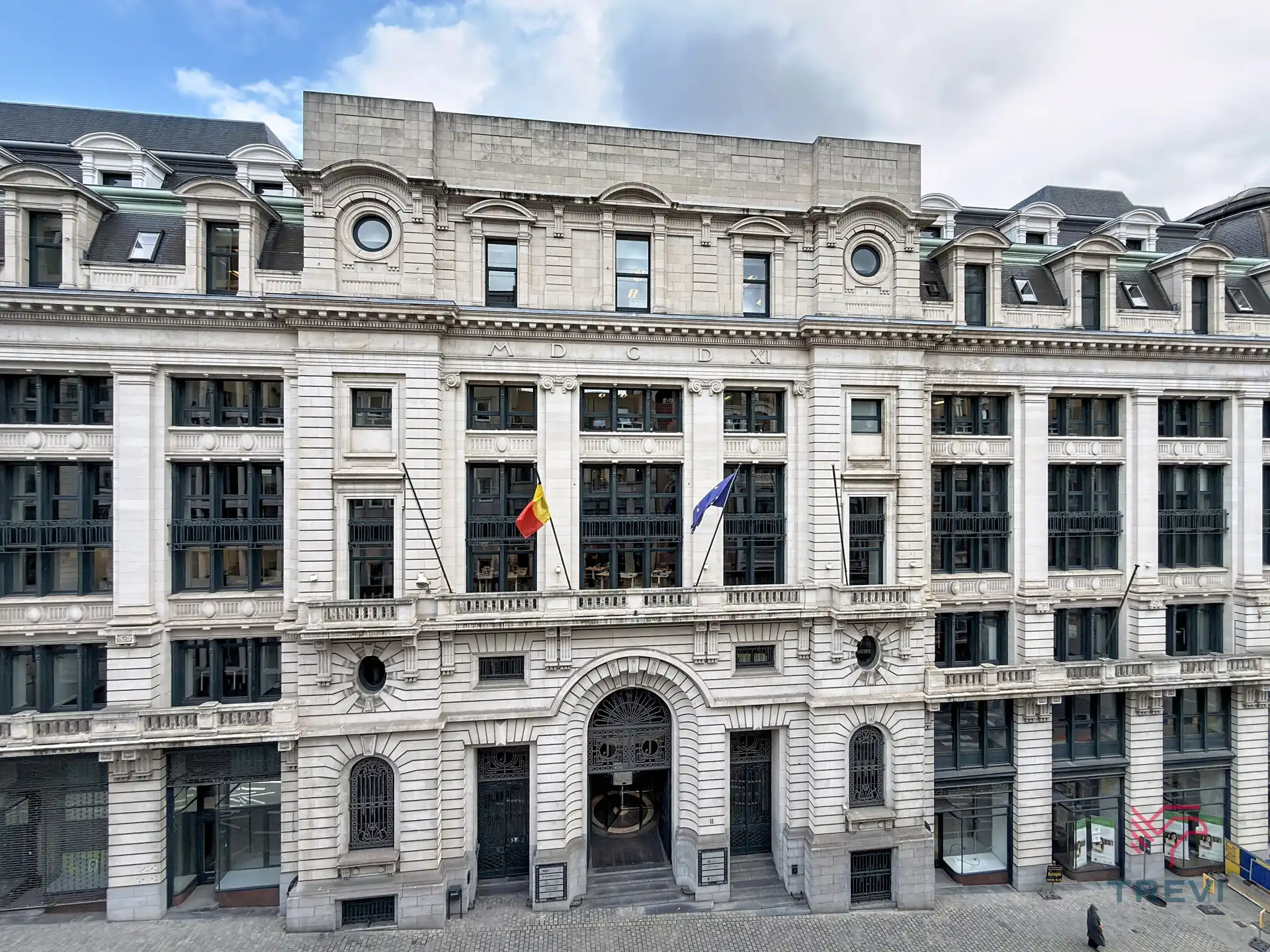 Gemeubileerd appartement met 2 slaapkamers in het centrum van Brussel!   foto 22