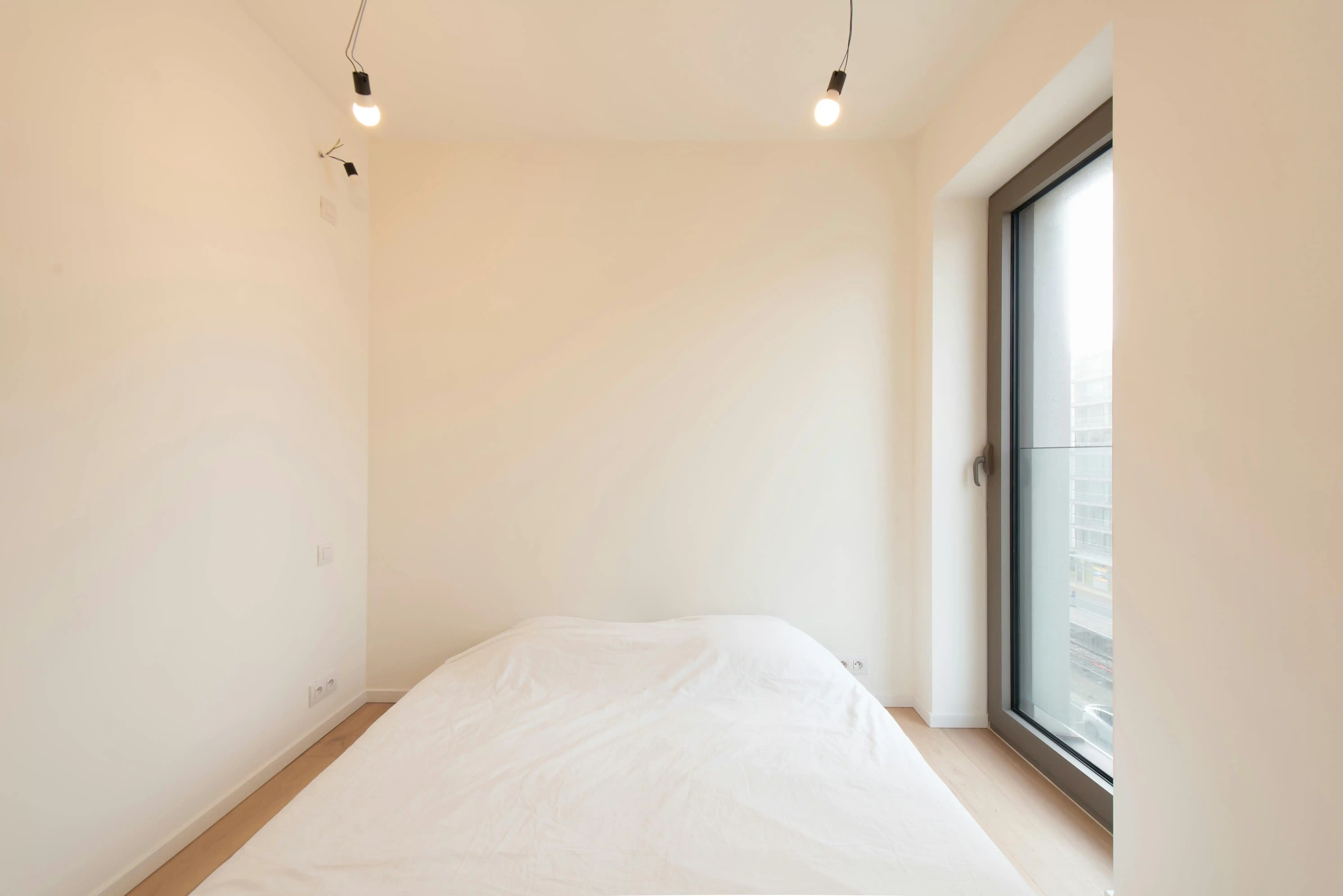 Lichtrijk nieuwbouw 1-slaapkamer appartement te Oostende foto 13