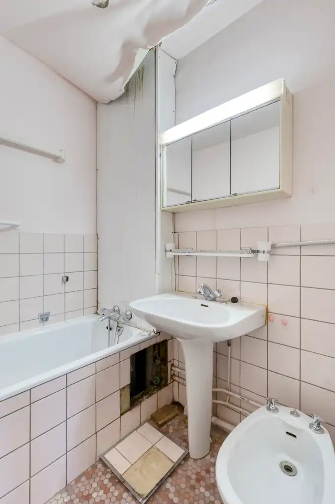 Lichtrijk 2-kamer appartement met terras en kelder foto 12