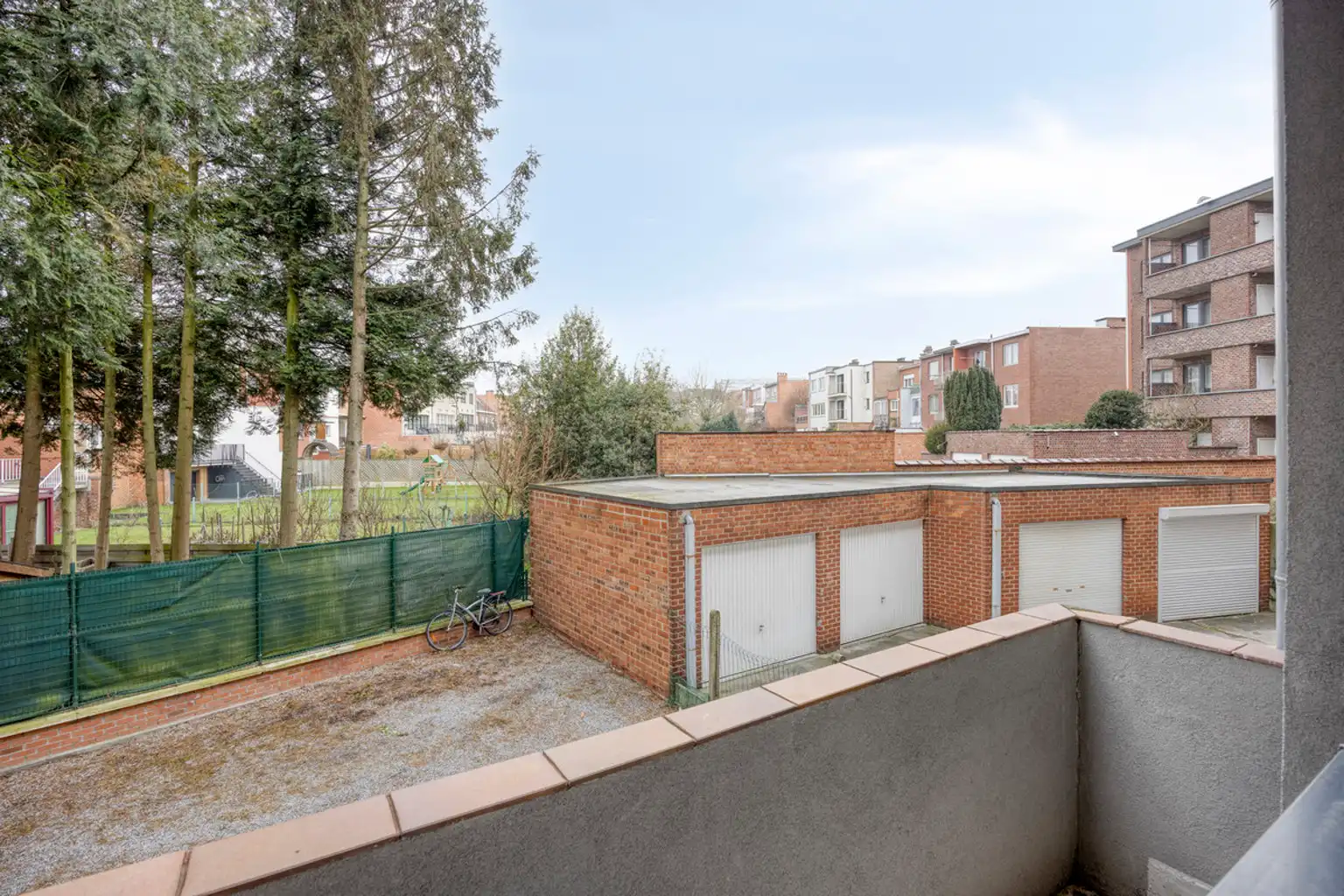 Instapklaar en lichtrijk 2-kamerappartement met garagebox  foto 18