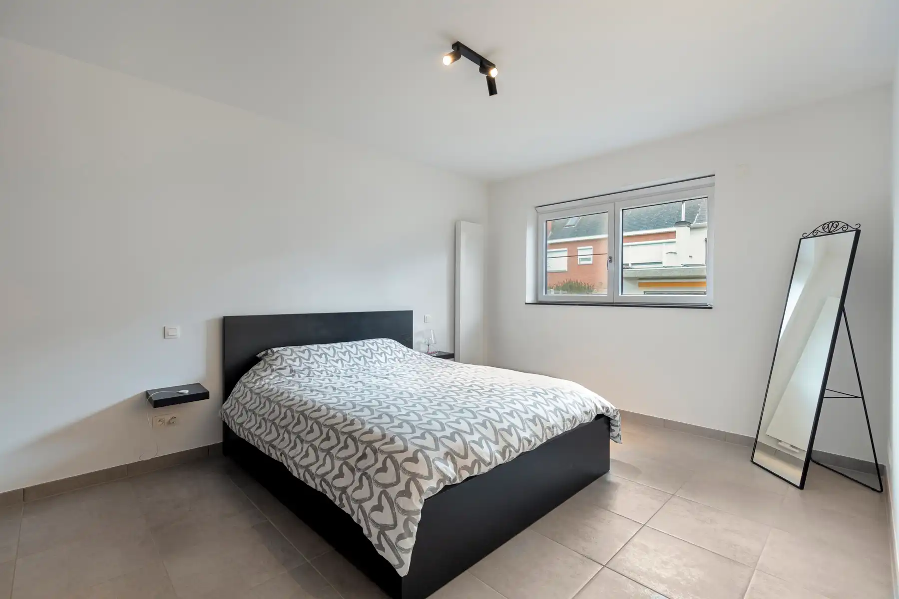 Recent GVL app met 3 slpk, tuin/terras en inclusief garage! foto 12