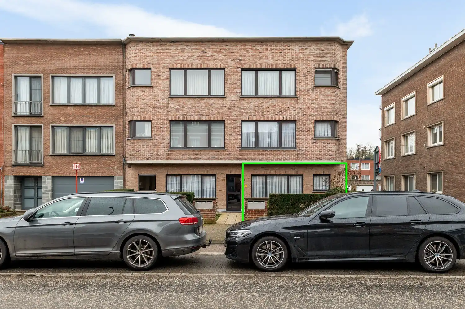 Gelijkvloers appartement met 2 slaapkamers en tuintje in Wijnegem! foto 2