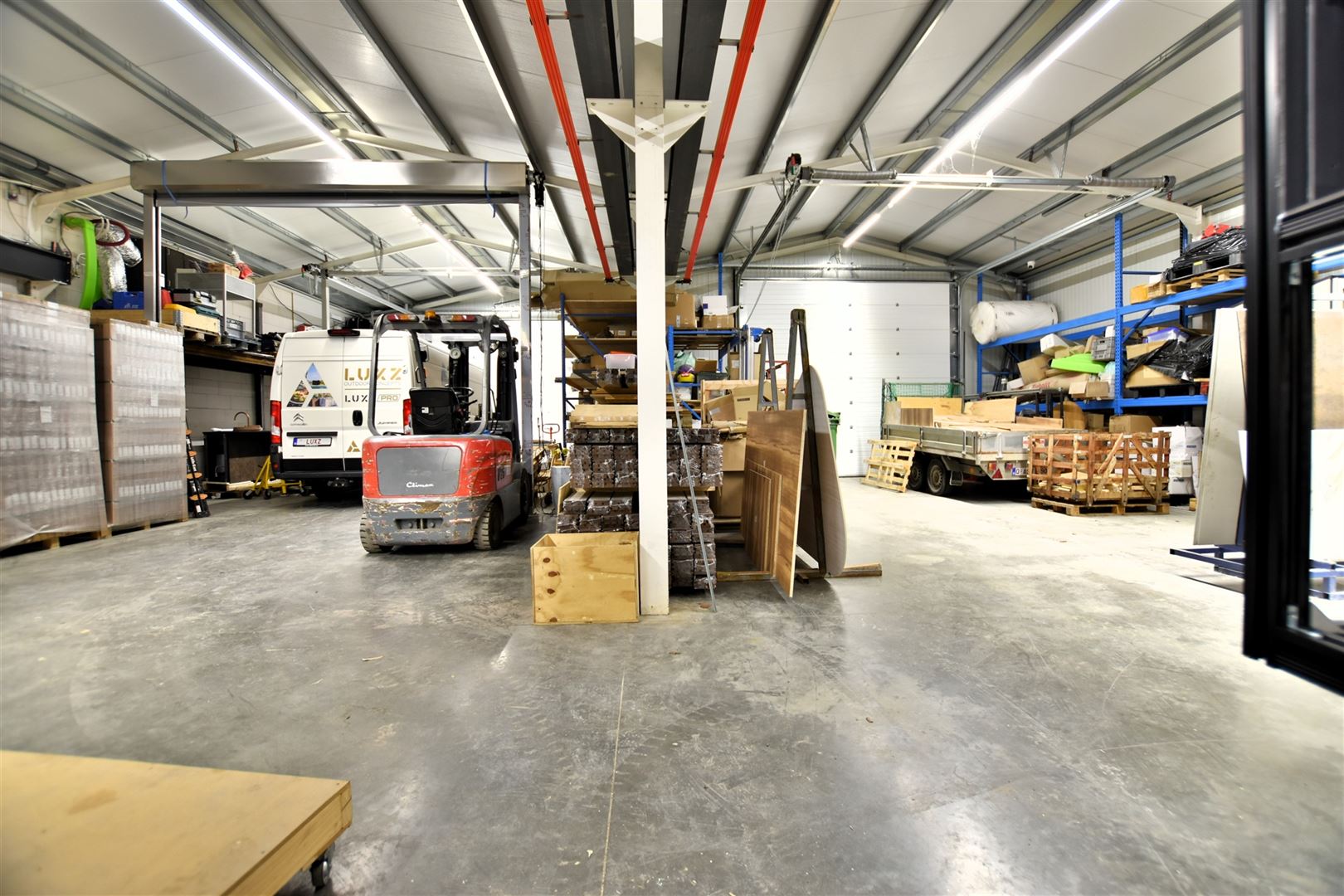 Industrieel pand met tal van mogelijkheden te Kruibeke foto 4