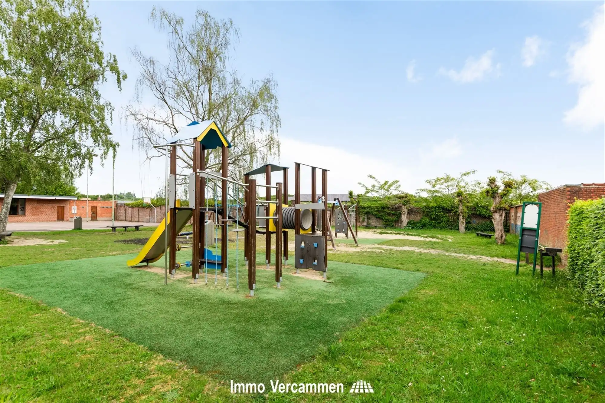 Zeer goed onderhouden woning op een A - locatie te Mechelen foto 19