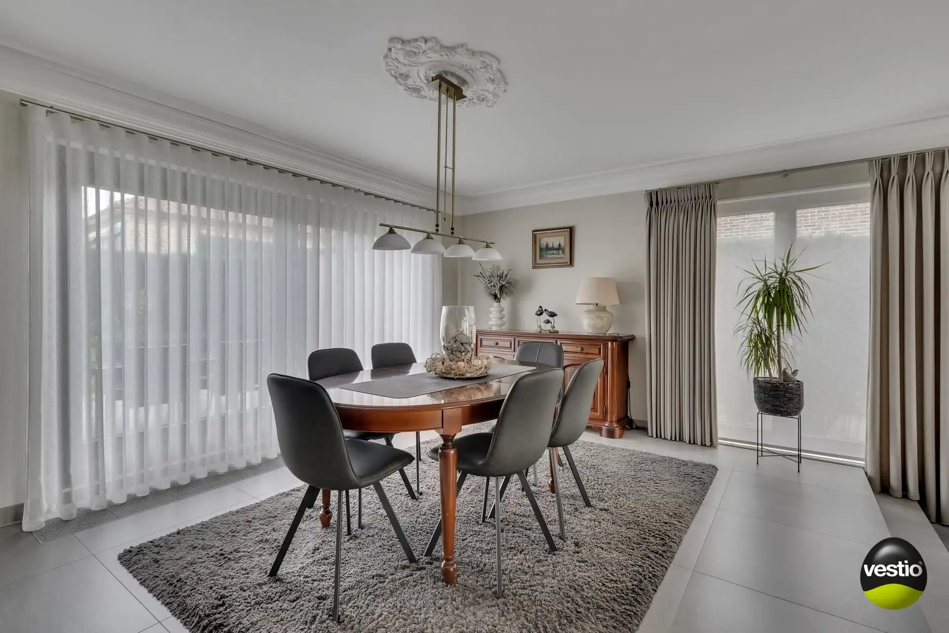 RUSTIG GELEGEN, GELIJKVLOERSE WONING VLAKBIJ CENTRUM OPGLABBEEK foto 11