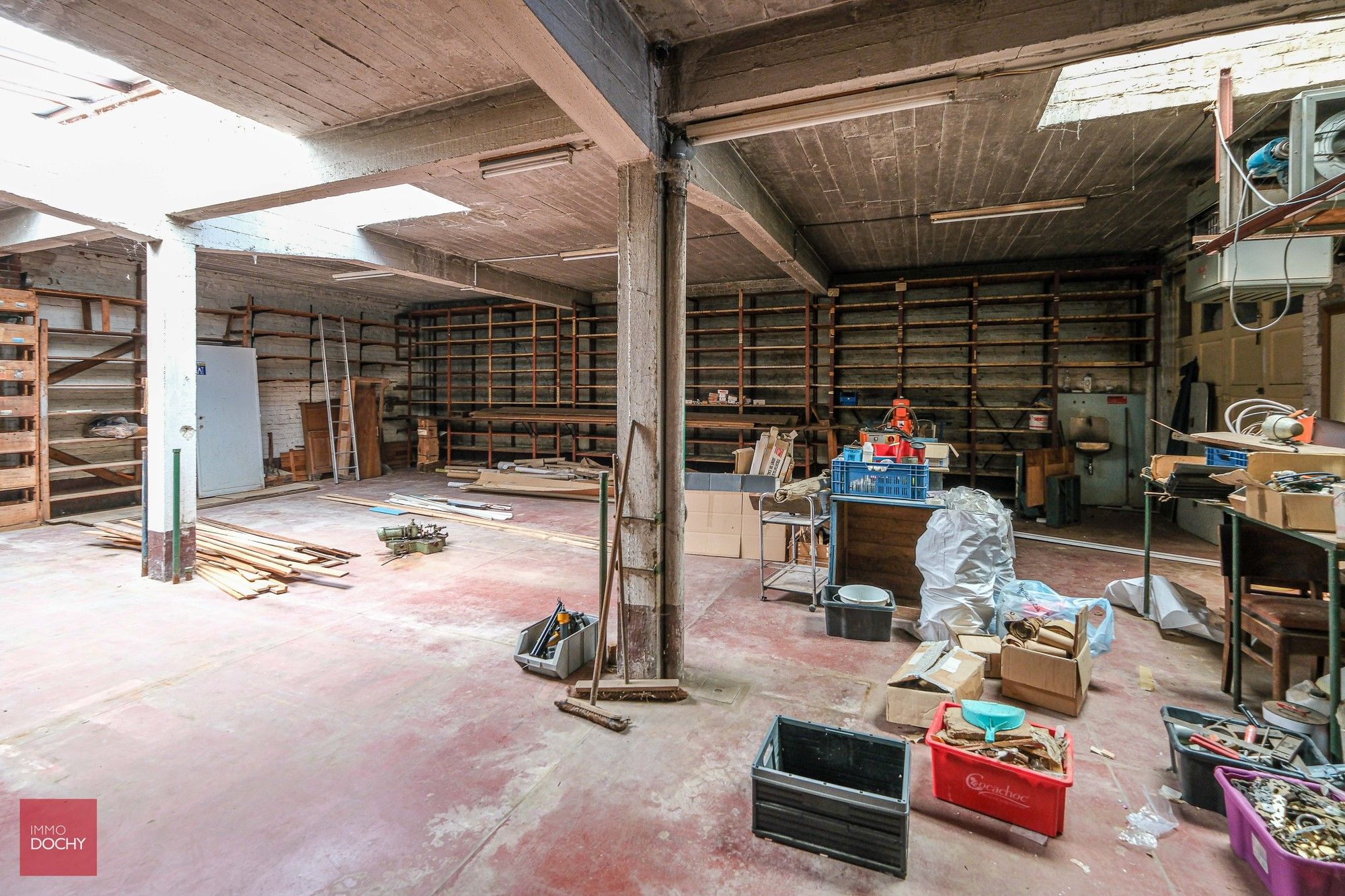Strategisch gelegen winkelruimte met atelier foto 9