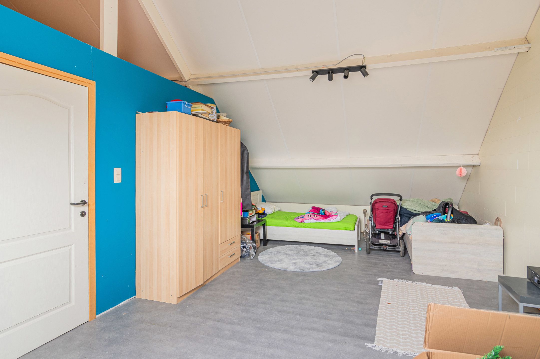 Lichtrijke woning met 4 slaapkamers in hartje Blaasveld foto 17