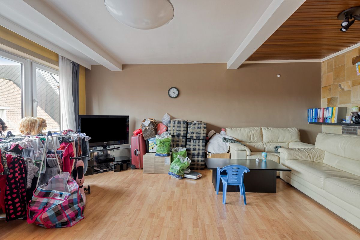 Leuk appartement op de tweede verdieping in het hartje van Oostkamp met 2 slaapkamers en fietsenstalling foto 7