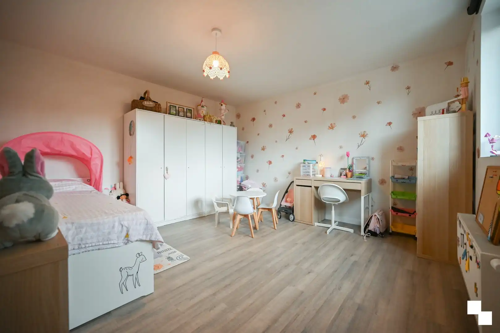 Rustig gelegen, instapklare gezinswoning met drie slaapkamers te Izegem foto 24