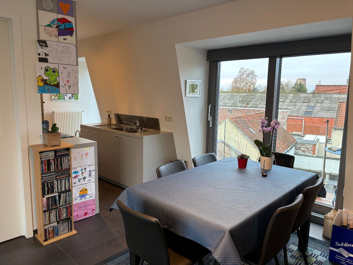 Modern appartement met 2 slaapkamers, garage en terras! foto 5