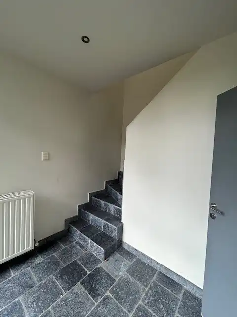 MULTI FUNCTIONEEL BEDRIJFSPAND MET KANTOREN EN APPARTEMENT foto 24