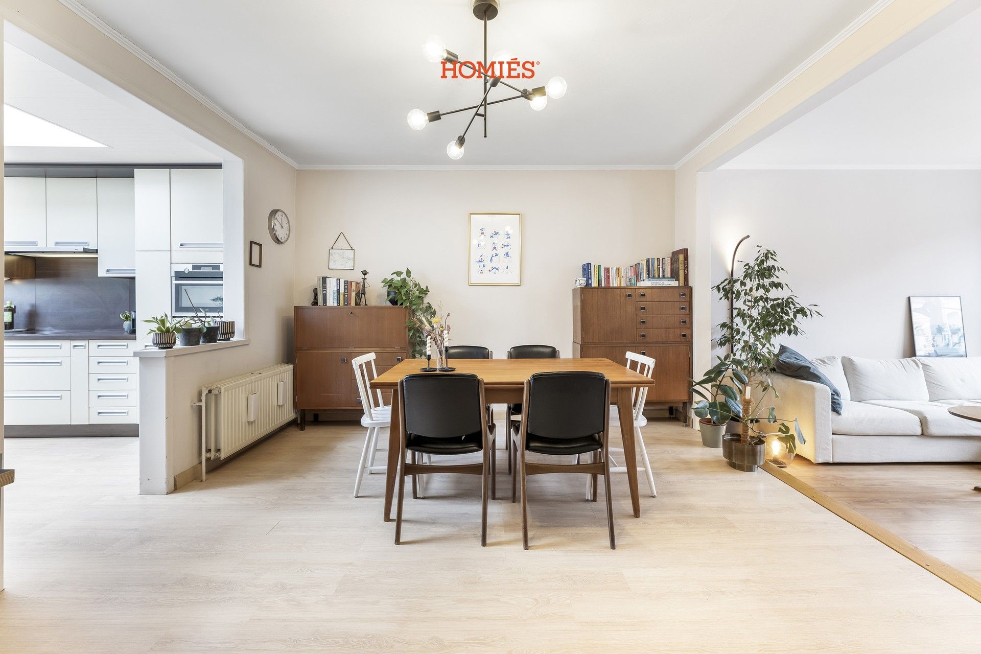 Ruime bel-etage met dubbele garage in centrum Leuven! foto 2