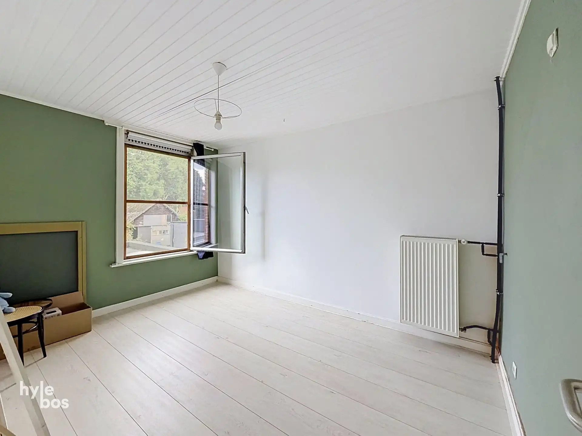 Goed gelegen instapklare woning met twee slaapkamers en mooie tuin foto 13