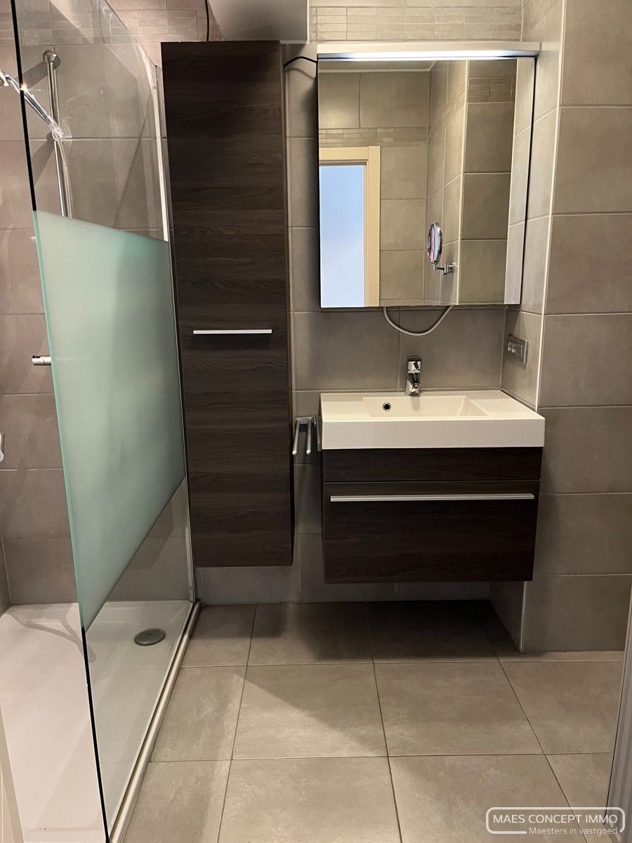 Gemeubeld appartement te huur in centrum Waregem met 2 terrassen foto 7