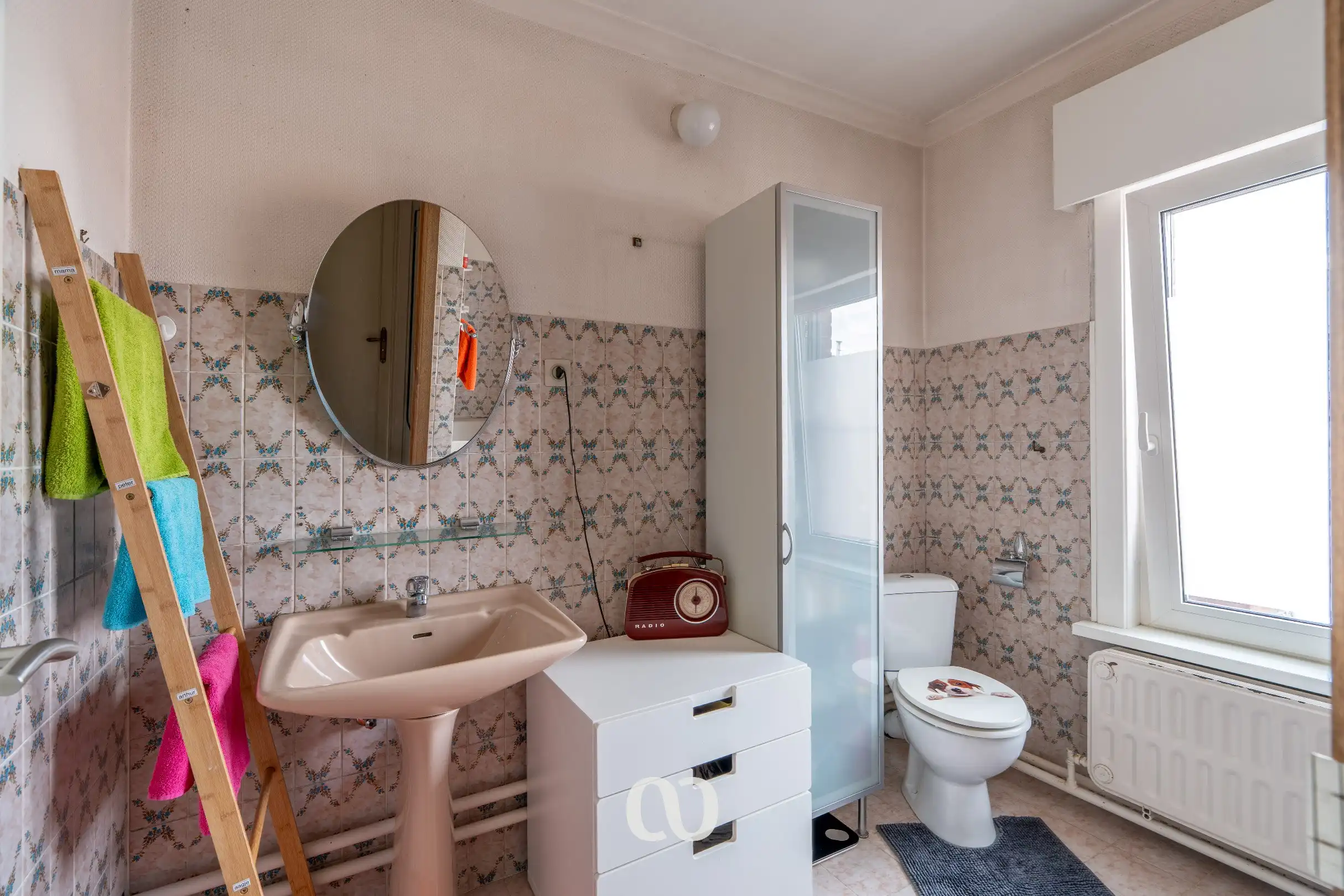 Ruime gerenoveerde woning met 4 slaapkamers in centrum Eine foto 14