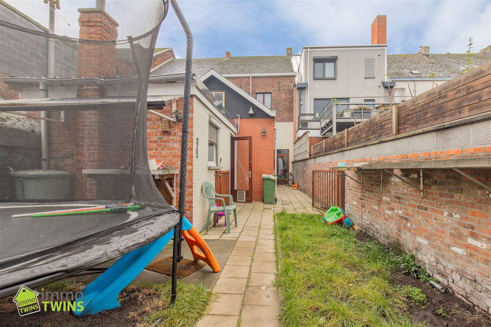 Charmante gezinswoning met garage en stadstuin in hartje Dendermonde foto 5