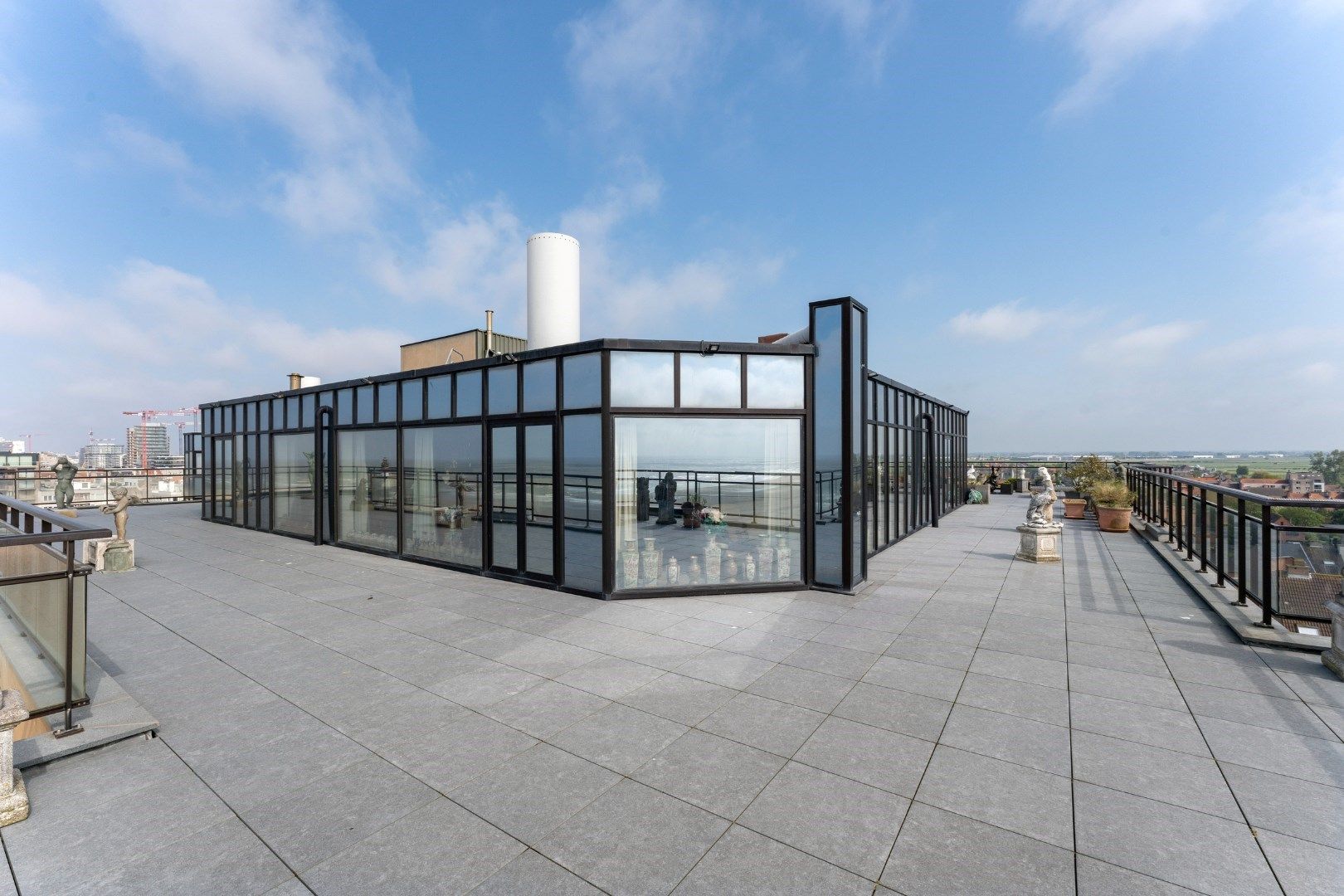 Royale penthouse met fenomenaal open zeezicht en gunstig EPC! foto 26