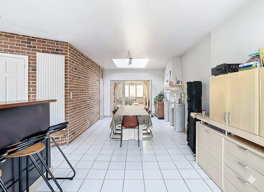 Zeer ruime centraal gelegen herenwoning in Sint-Niklaas foto 11