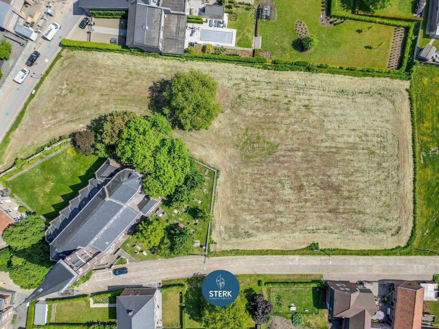 HALFOPEN BOUWGROND VAN 6A 13CA OP EEN TOPLOCATIE TE RIEMST !  foto 3