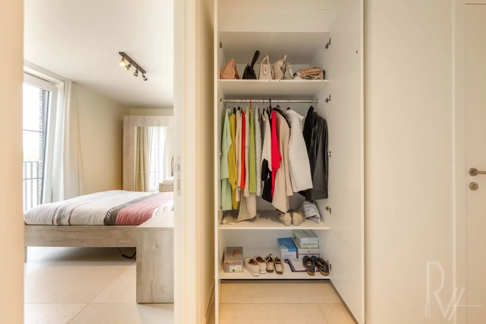 Appartement met garage foto 10