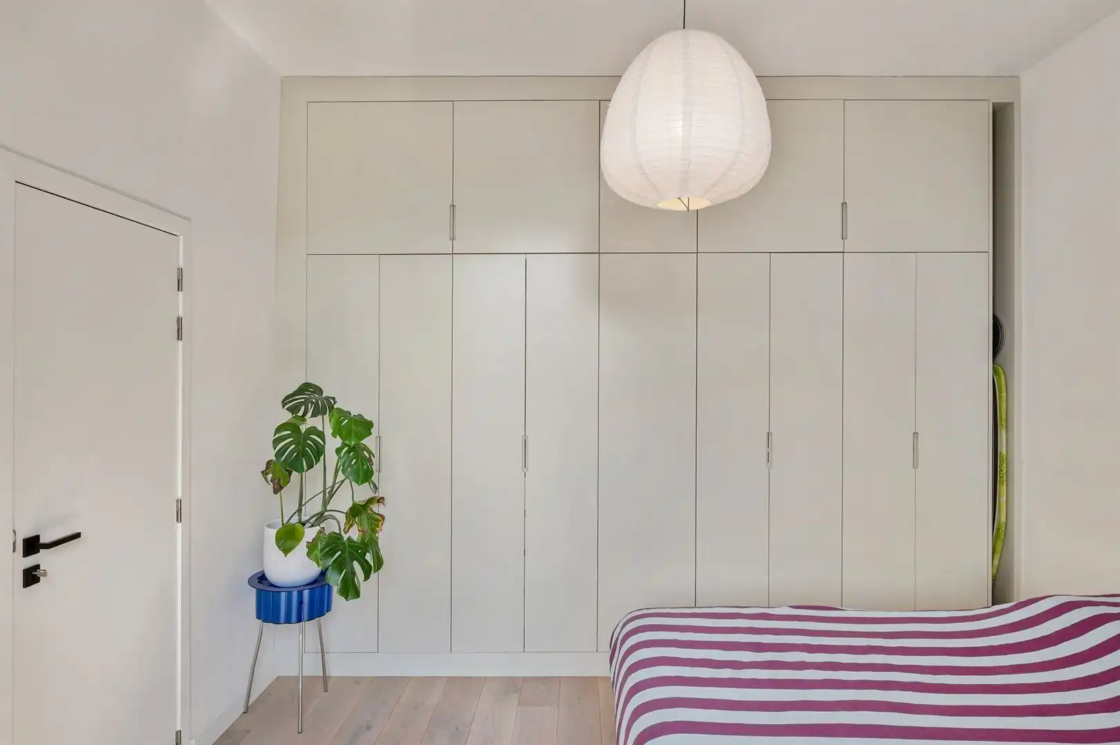 Super tof gerenoveerd appartement met balkon foto 17