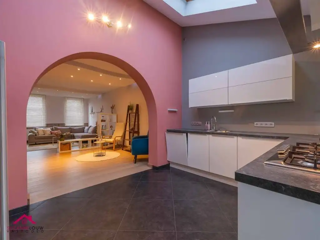 Instapklare gezinswoning met tuin foto 14