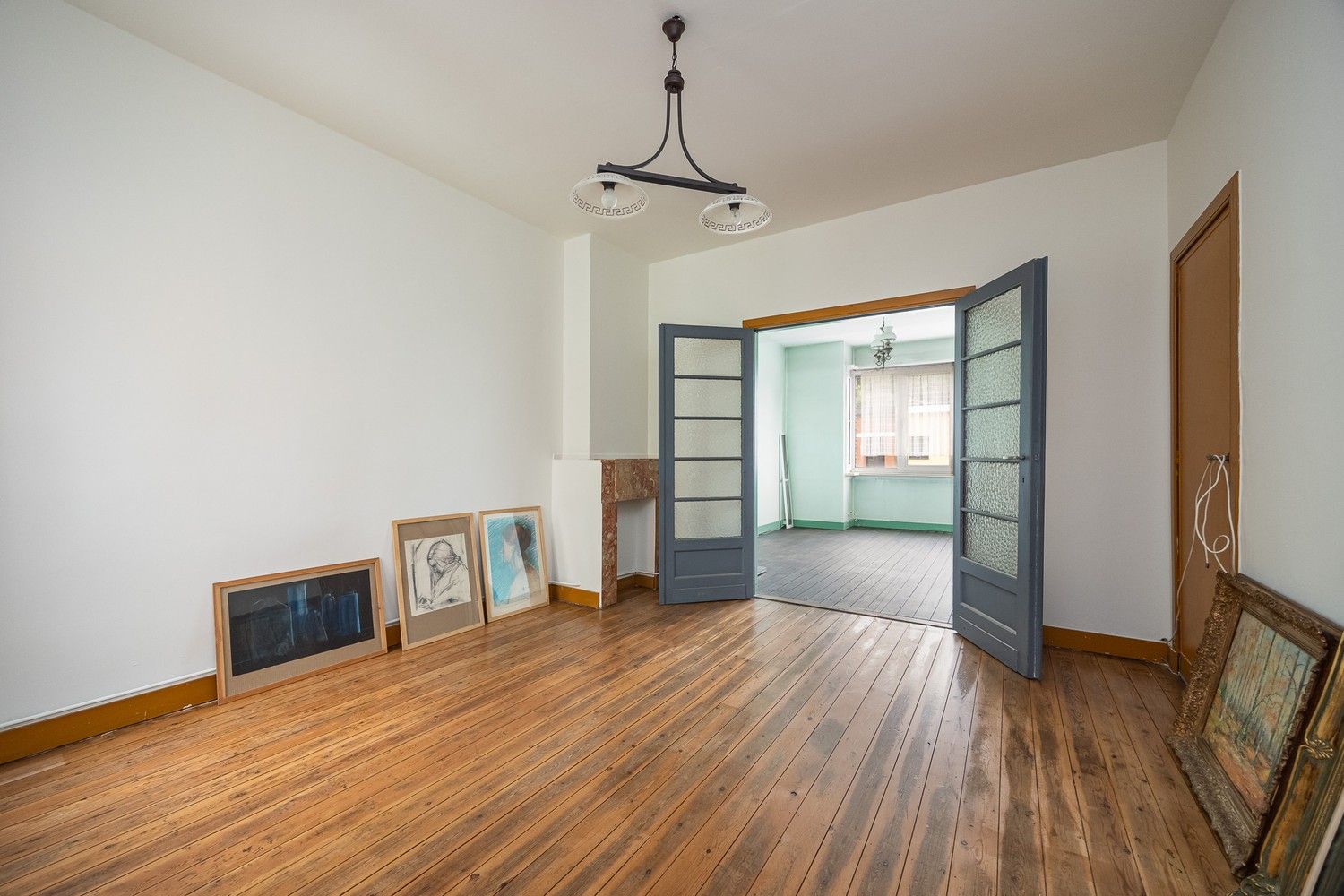 Te renoveren opbrengsteigendom met 3 éénslaapkamerappartementen nabij het Boekenbergpark foto 11