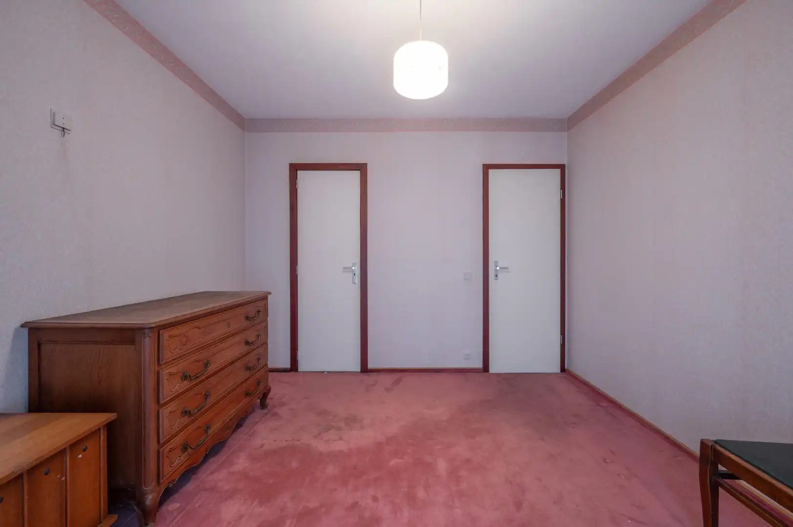 Centraal gelegen appartement met 2 slaapkamers foto 11