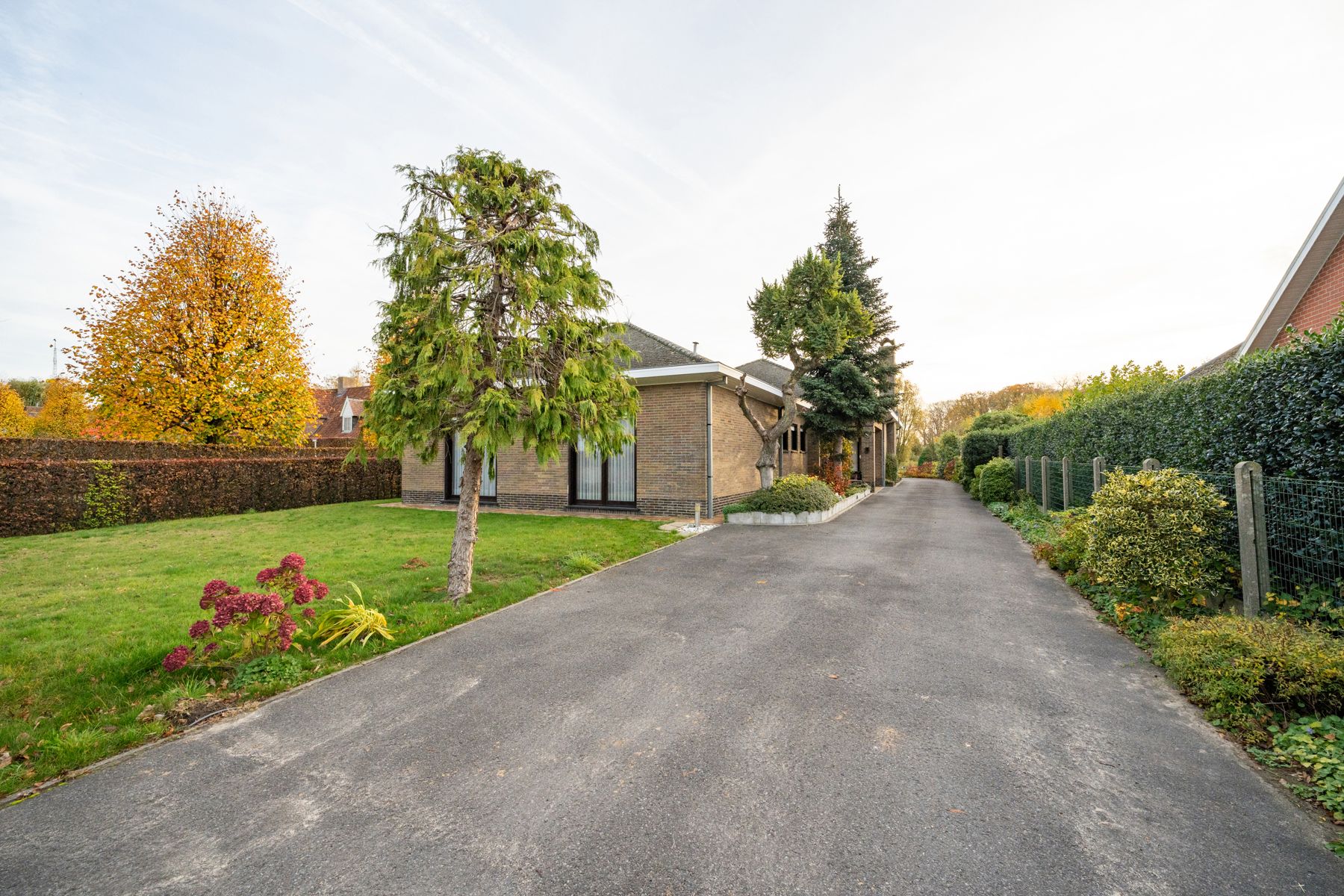 Ruime gelijkvloerse villa aan Ter Borcht op 1.954 m² foto 10