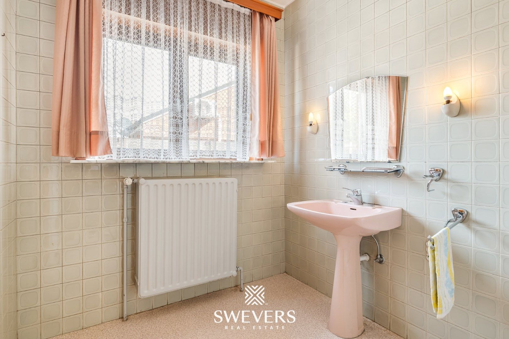 Bungalow met 2 slaapkamers op zonnig perceel van 7a 96ca foto 16