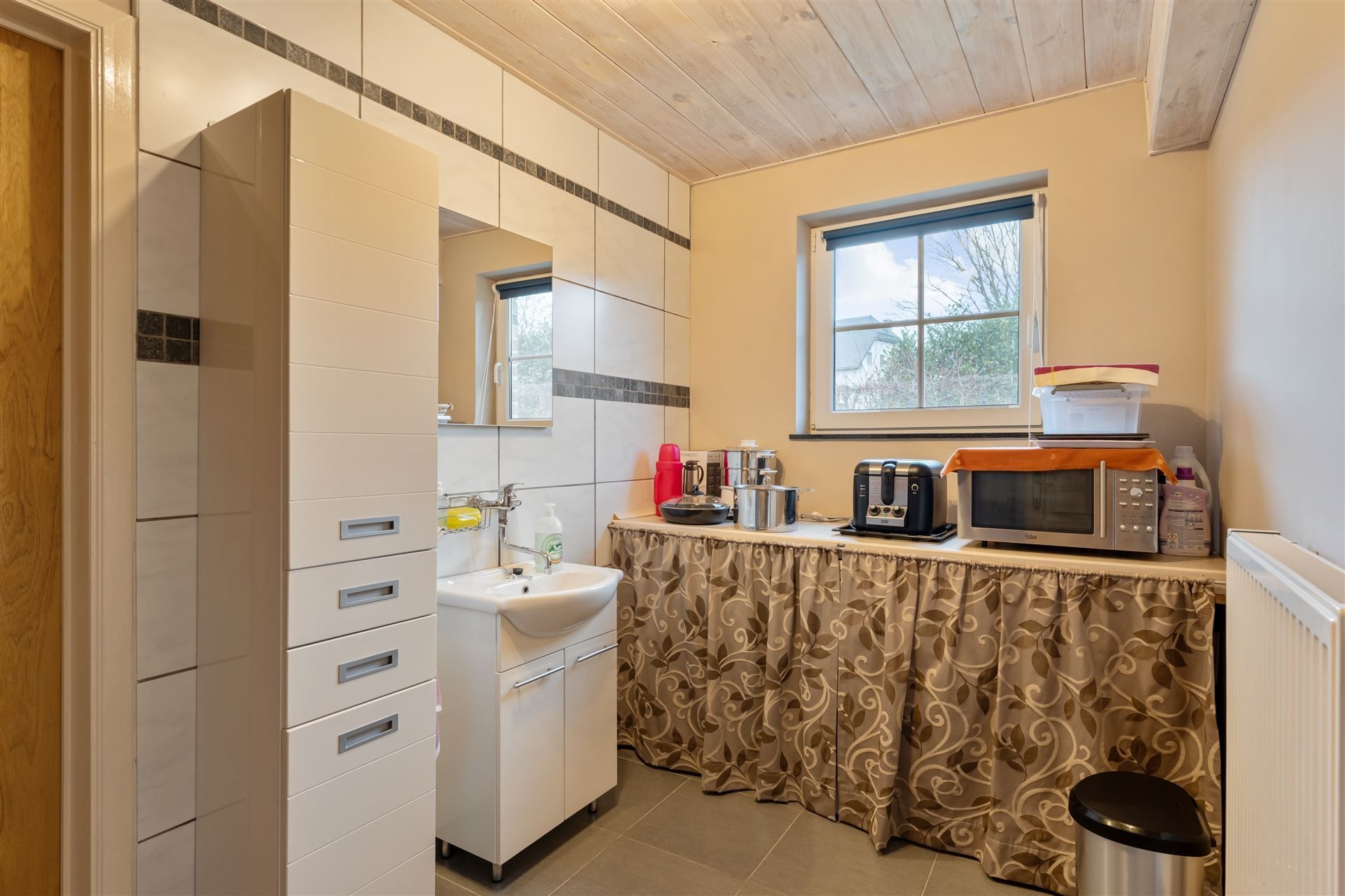 Eengezinswoning in open bebouwing met tuin. foto 30