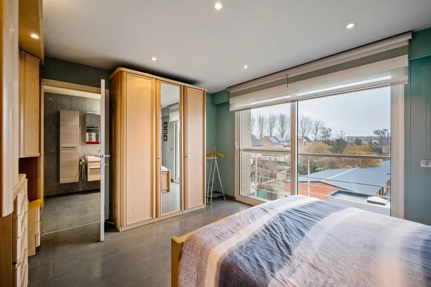 Veelzijdige, instapklare woning met studio te Lier foto 11