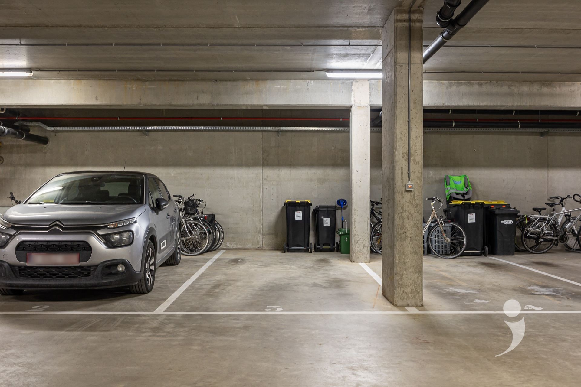 Luxueuze penthouse met ruim terras foto 26