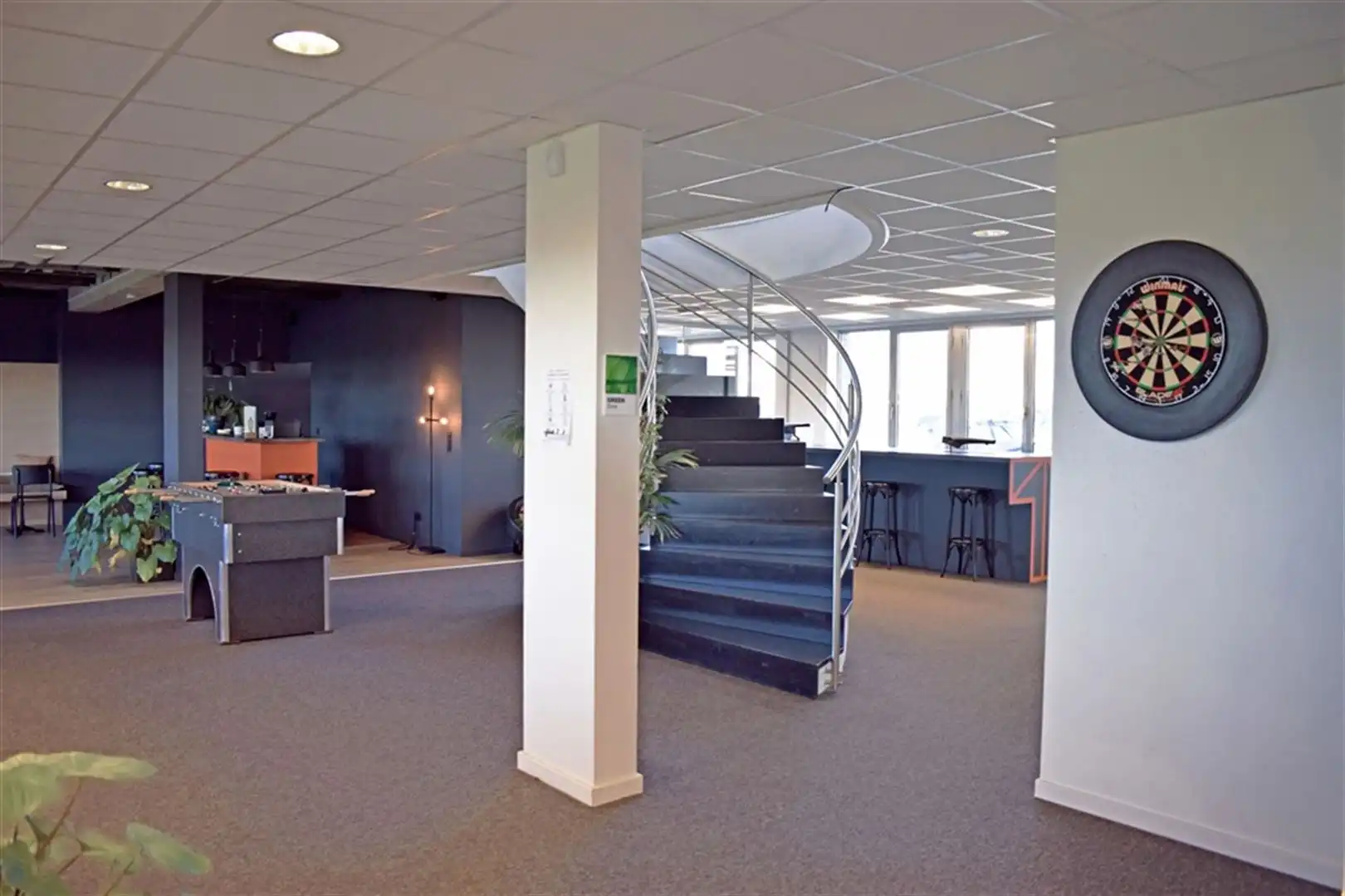 Kantoren te huur in de Quinten Building foto 4