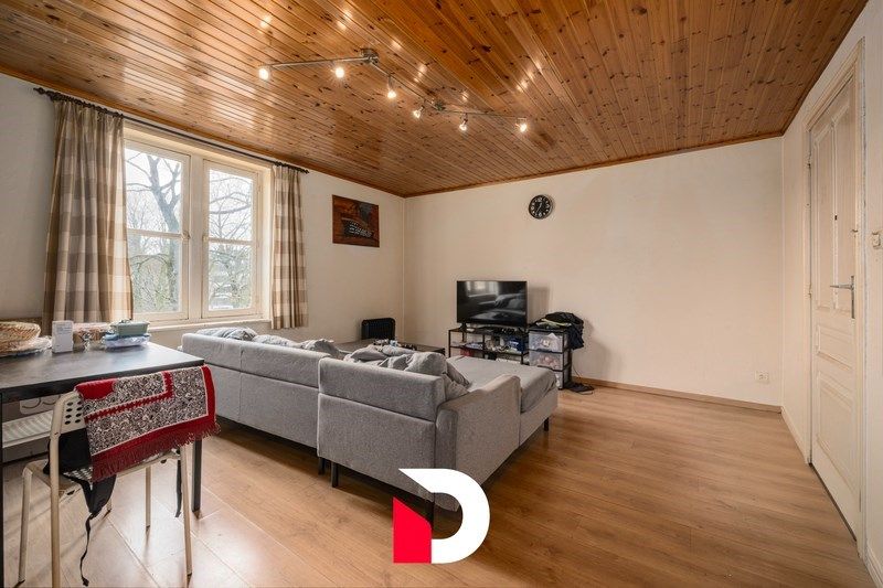 Eclectische burgerwoning op de rand van de historische stadskern foto 10