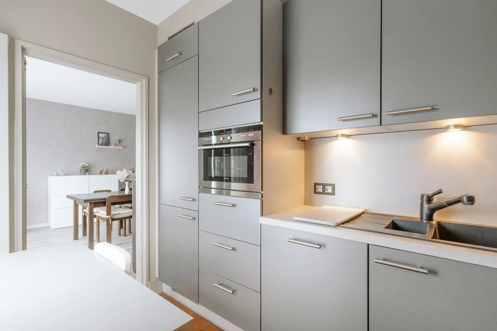 3-slaapkamerappartement in rustige wijk foto 8