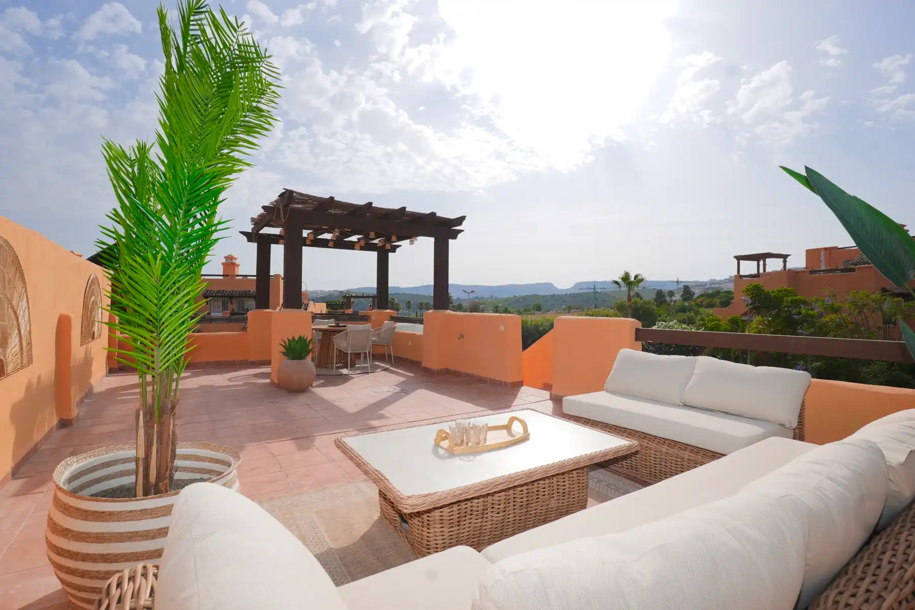 Bemeubeld appartement met parking en berging - uniek aanbod!  foto 28